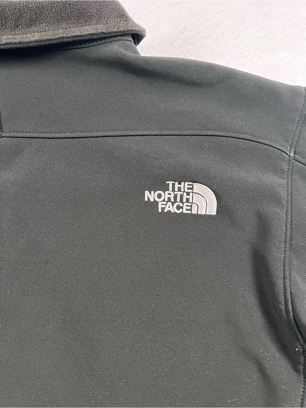 The North Face Apex Bionic Softshell Jacket Mens M Black Fleece Outdoor Hiking